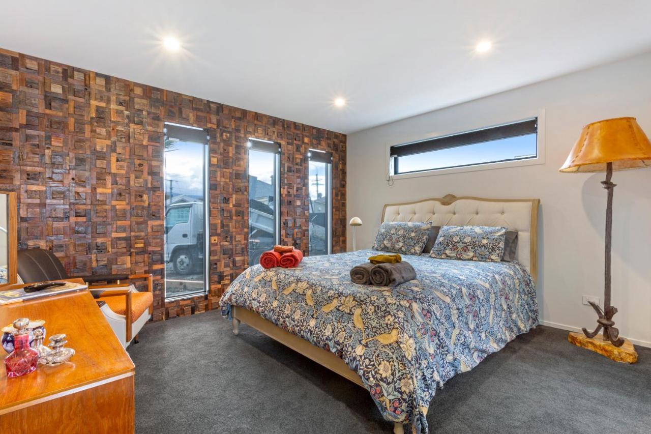 Modern Charm Villa Dunedin Exterior photo